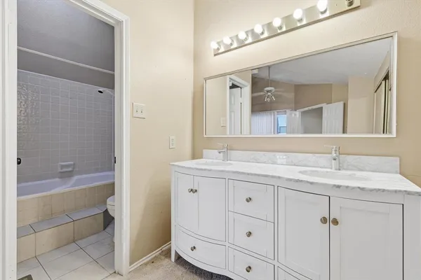 $2,000 | 505 Ranch Trail, Unit 107, Irving, TX 75063