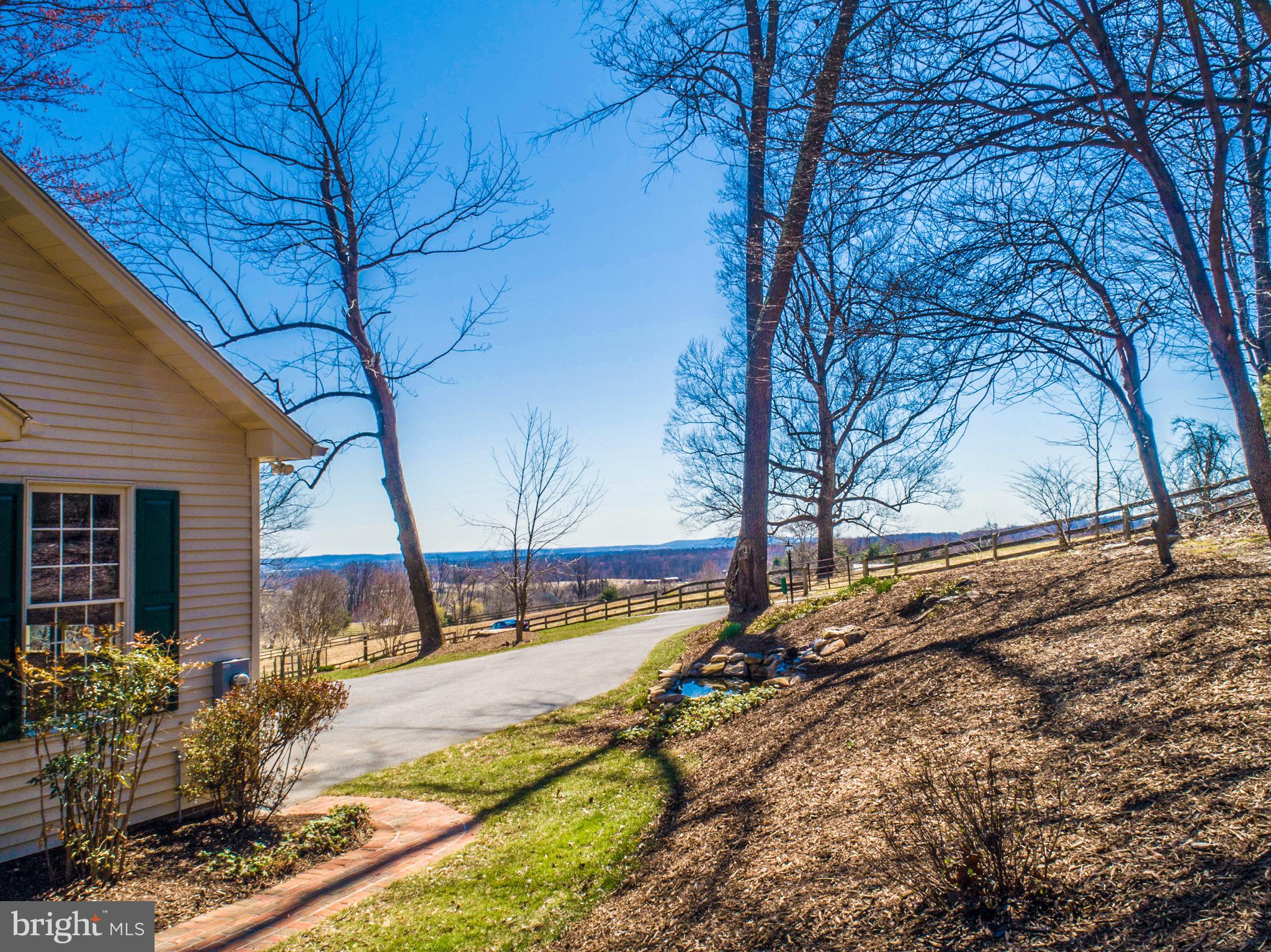 9817 Fox Road Frederick, MD 21702 - Photo 5 of 73