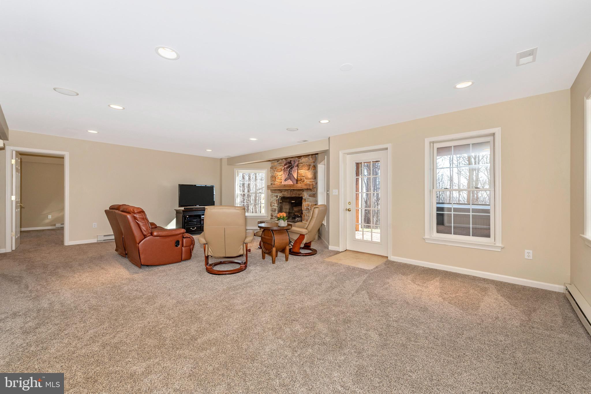 9817 Fox Road Frederick, MD 21702 - Photo 44 of 73
