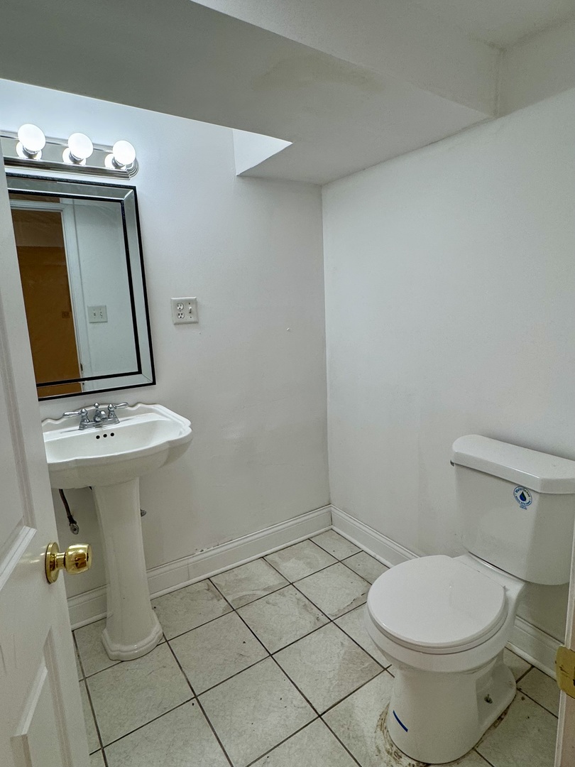 6328 North Troy Street Chicago, IL 60659 - Photo 23 of 28