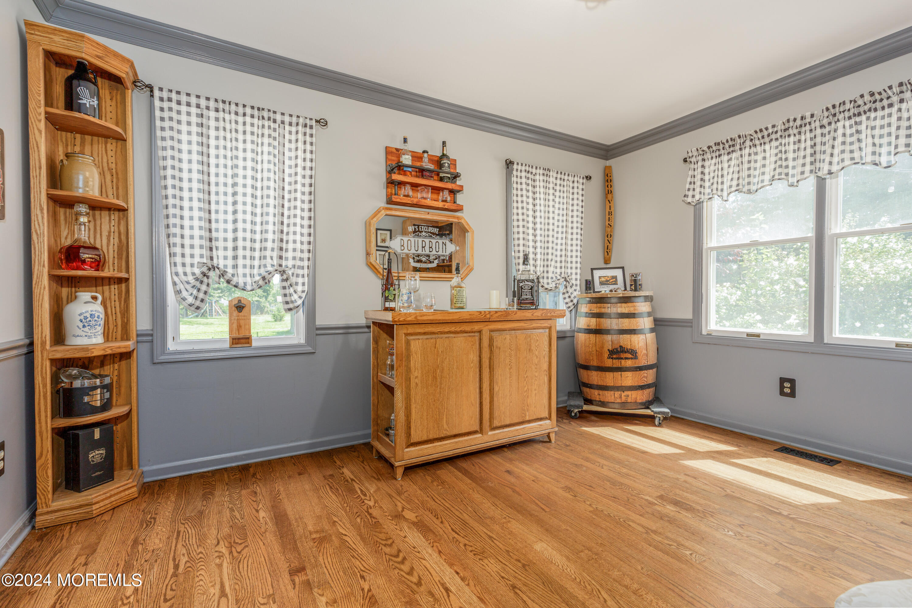 163 Bennett Road Freehold, NJ 07728 - Photo 19 of 53 Interior-6