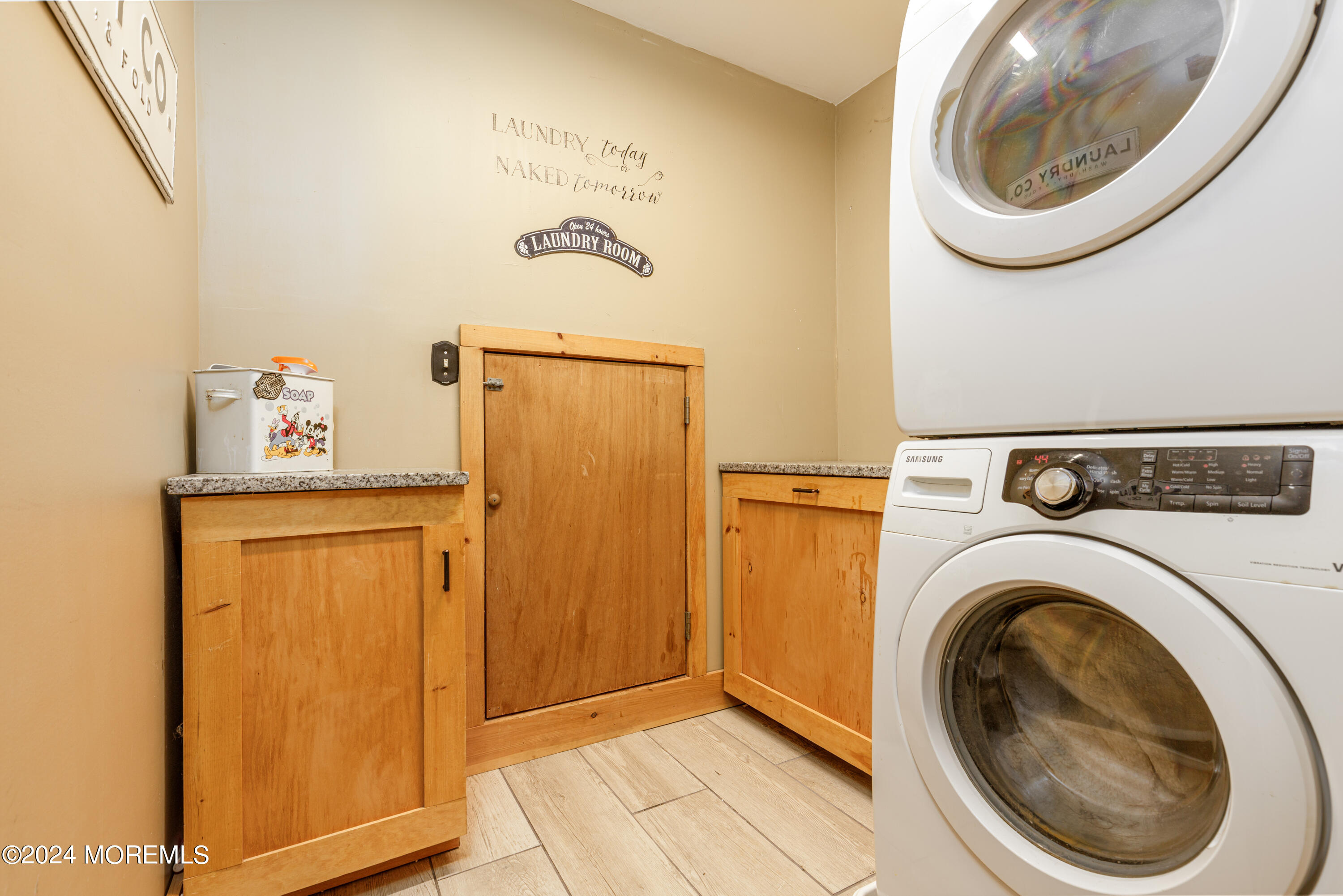 163 Bennett Road Freehold, NJ 07728 - Photo 33 of 53 Interior-24