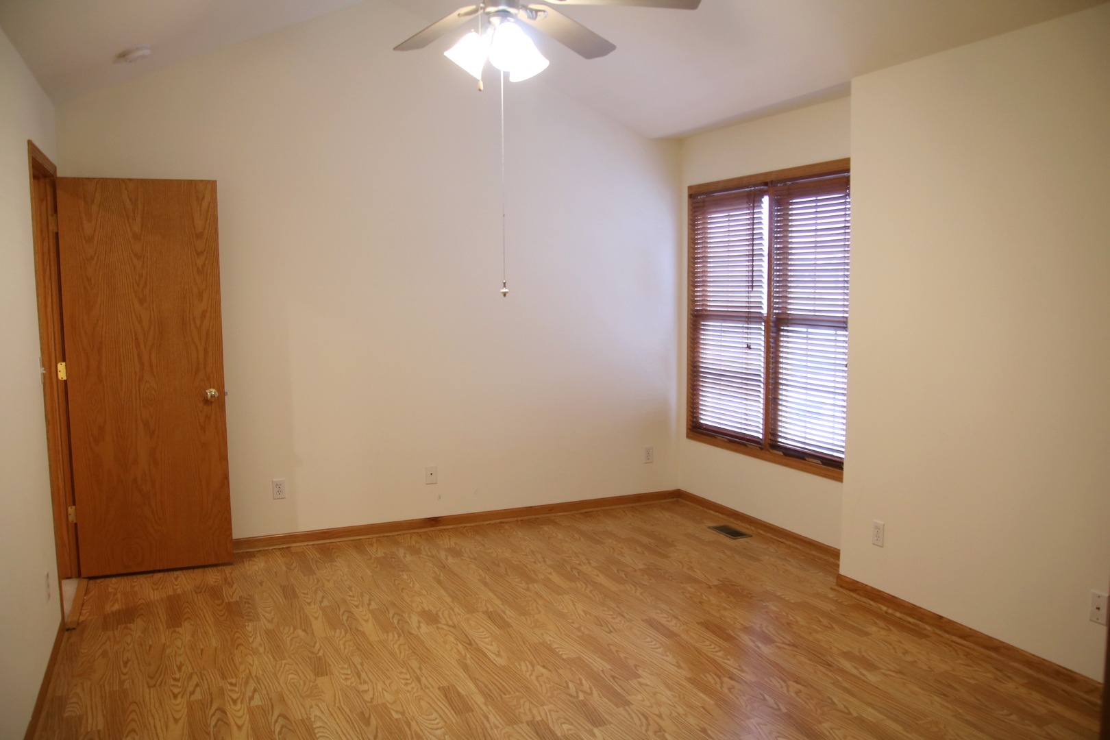 624 South Peace Road, Unit 624 Sycamore, IL 60178 - Photo 9 of 14 an empty room with windows