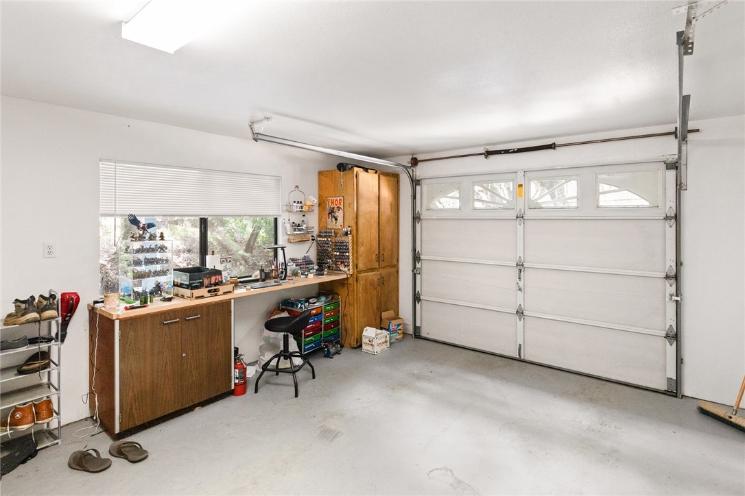 16366 Morro Road Atascadero, CA 93422 - Photo 34 of 69 Creek House Garage