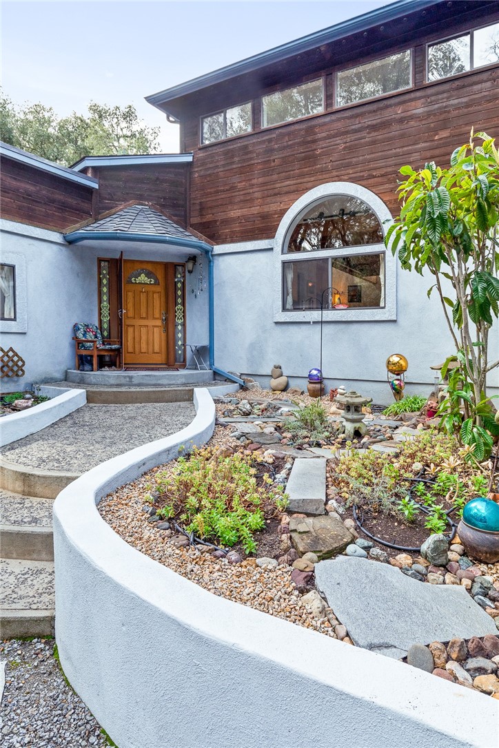 16366 Morro Road Atascadero, CA 93422 - Photo 4 of 69 a front view of a house