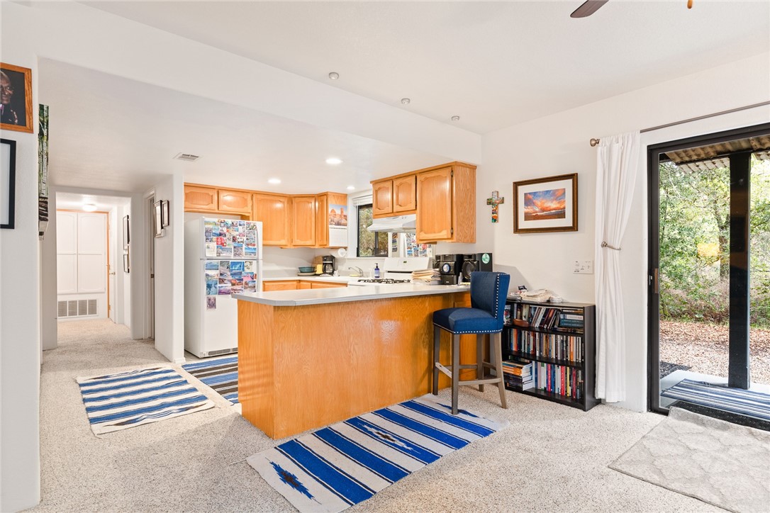 16366 Morro Road Atascadero, CA 93422 - Photo 42 of 69 Duplex kitchen