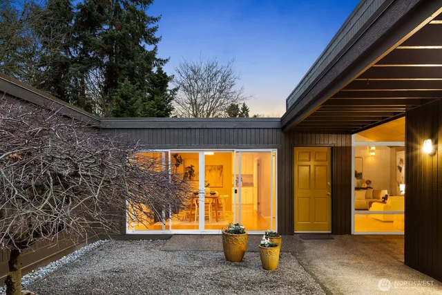 $1,375,000 | 5011 120th Avenue Southeast, Bellevue, WA 98006