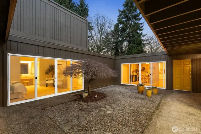 $1,375,000 | 5011 120th Avenue Southeast, Bellevue, WA 98006