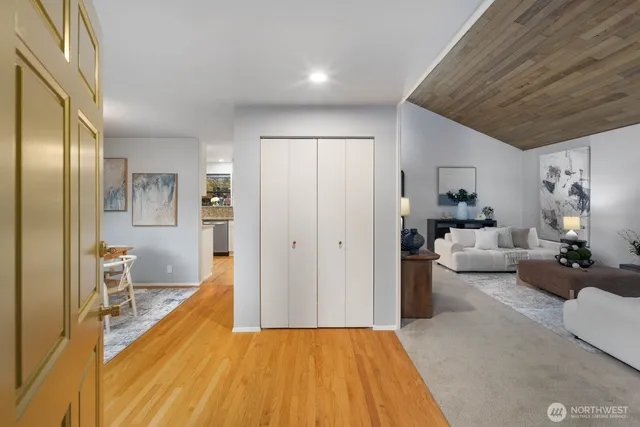 $1,375,000 | 5011 120th Avenue Southeast, Bellevue, WA 98006