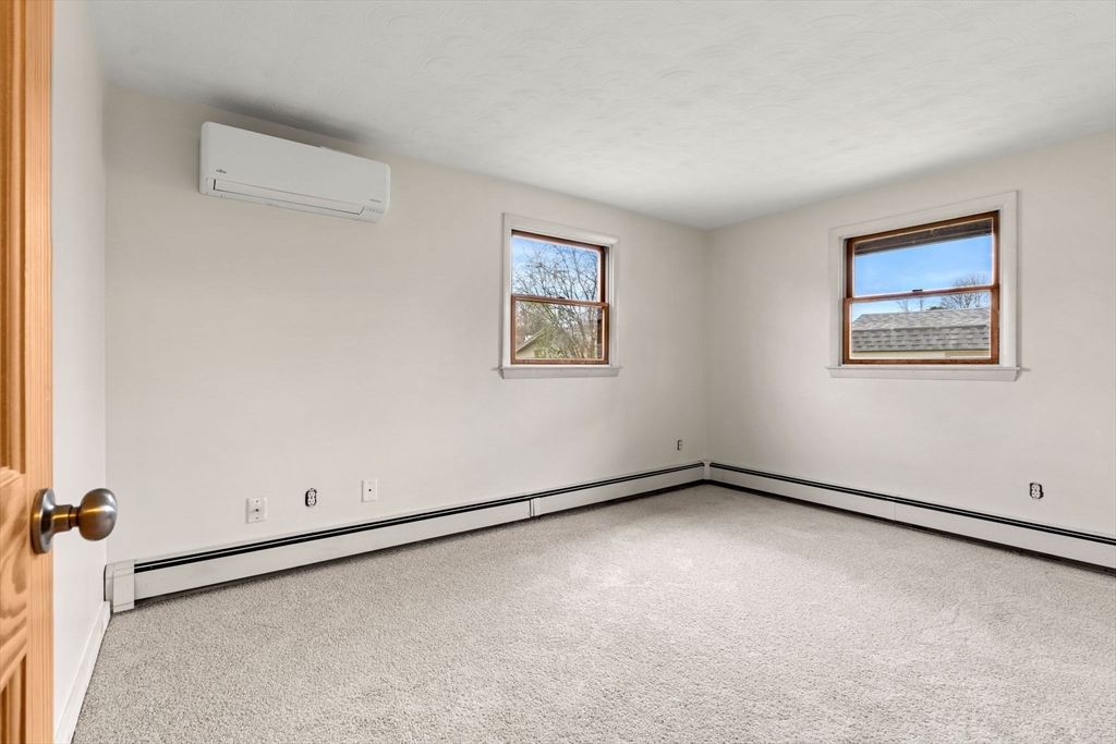 17 Amherst Street Danvers, MA 01923 - Photo 20 of 40