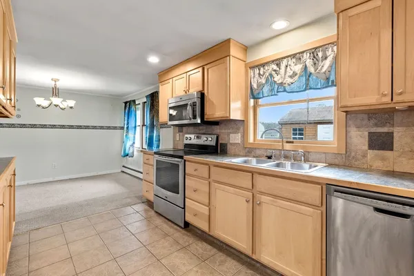 $599,900 | 17 Amherst Street, Danvers, MA 01923