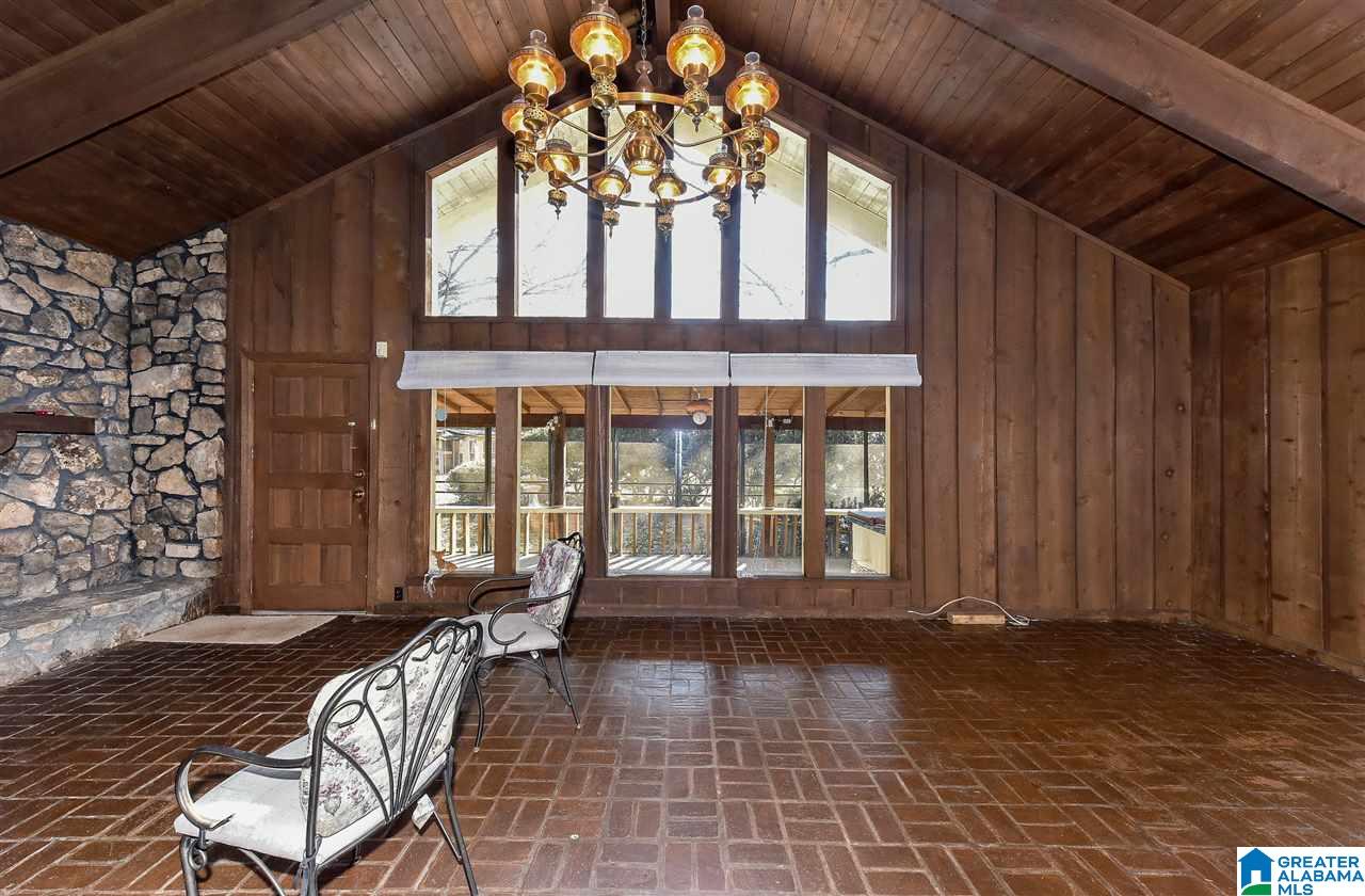 247 Tarrant Road Gardendale, AL 35071 - Photo 4 of 50