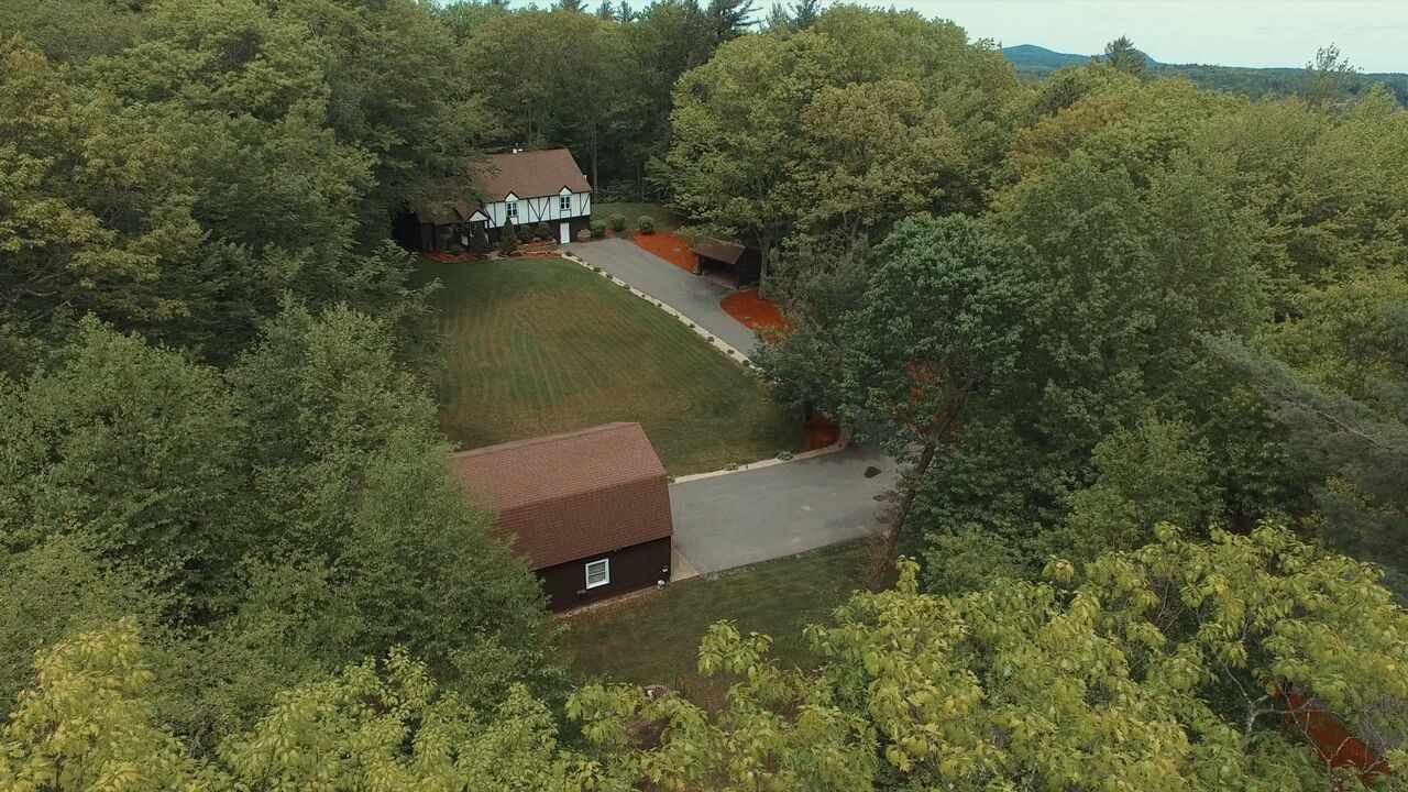 370 Raymond Road Deerfield, NH 03034 - Photo 14 of 40