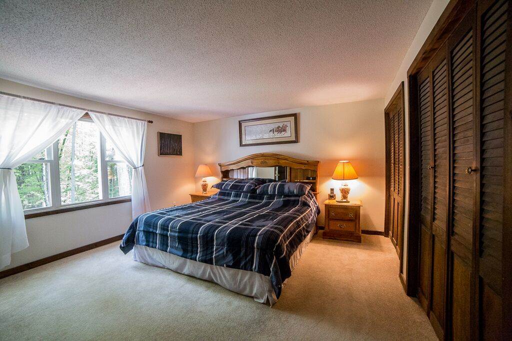 370 Raymond Road Deerfield, NH 03034 - Photo 23 of 40