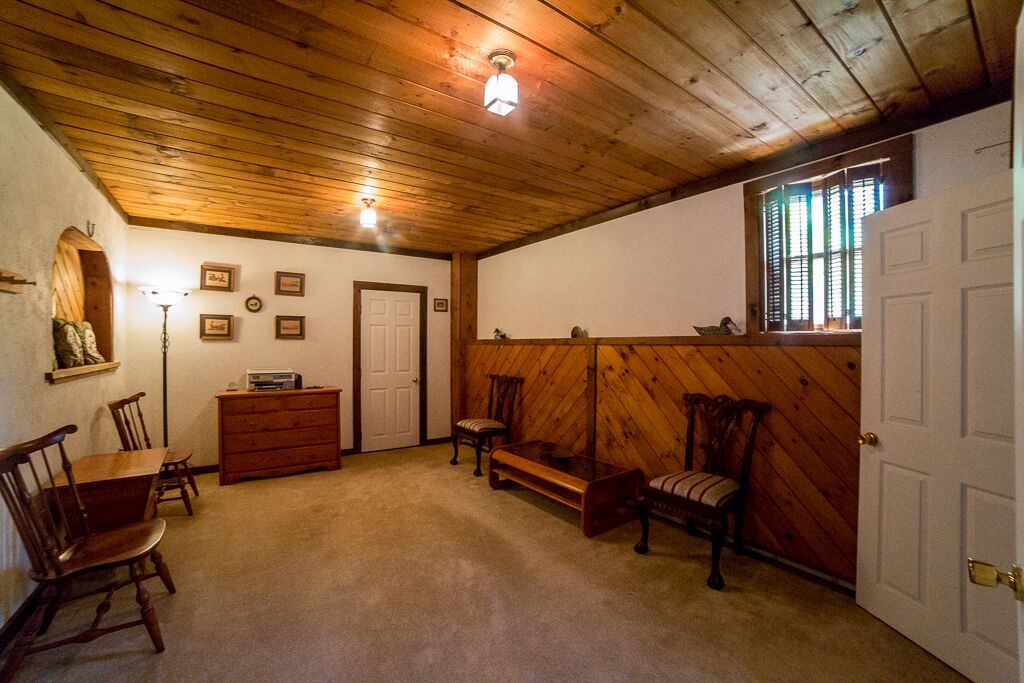 370 Raymond Road Deerfield, NH 03034 - Photo 29 of 40