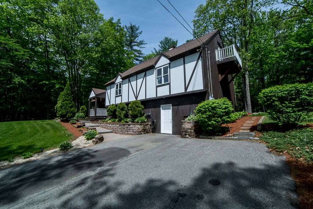 370 Raymond Road Deerfield, NH 03034 - Photo 4 of 40