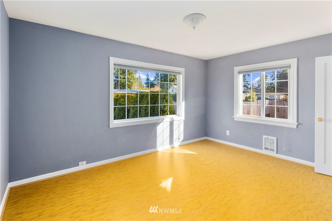 7002 Carson Road Everett, WA 98203 - Photo 22 of 33