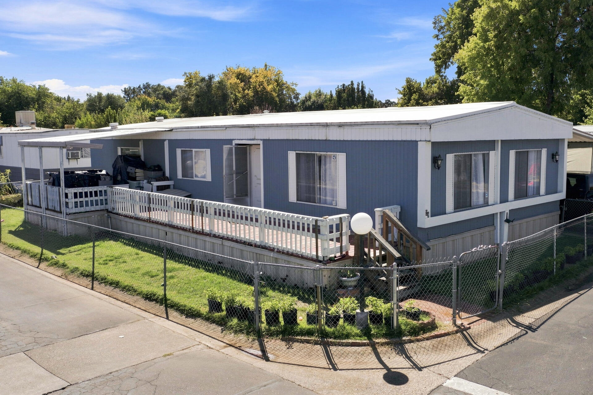 19964 Riverside Avenue, Unit SPC 29 Anderson, CA 96007 - Photo 1 of 22 Side of House