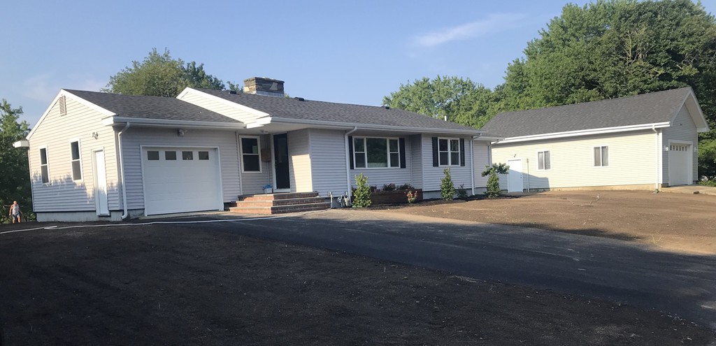 31 Hazelhurst Road Somerset, MA 02726 - Photo 1 of 16 Gallery Image 1