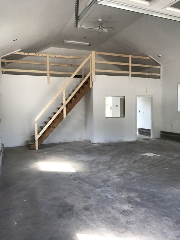31 Hazelhurst Road Somerset, MA 02726 - Photo 14 of 16 Gallery Image 14