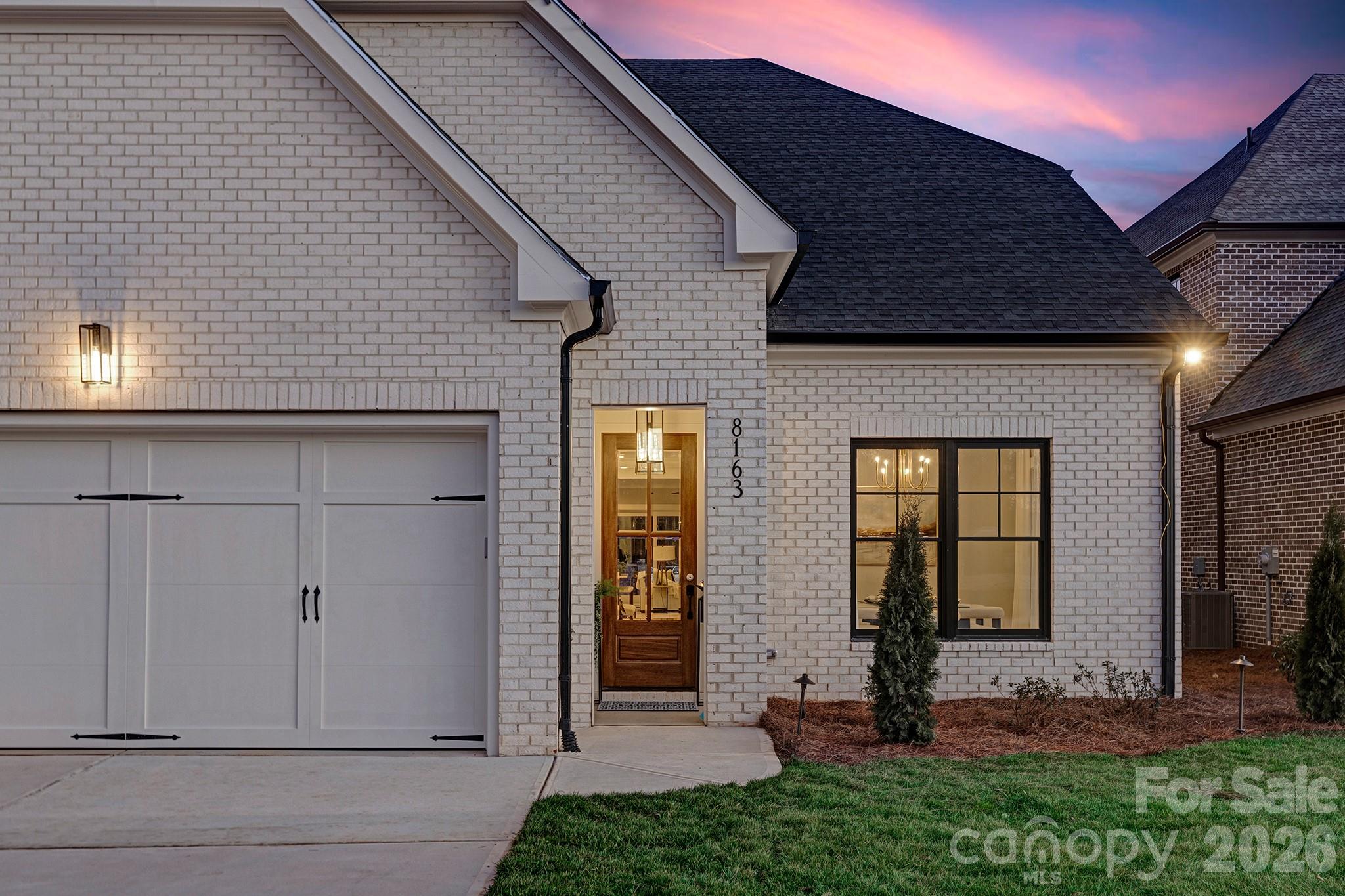 8163 Fairview Road Charlotte, NC 28211 - Photo 3 of 48