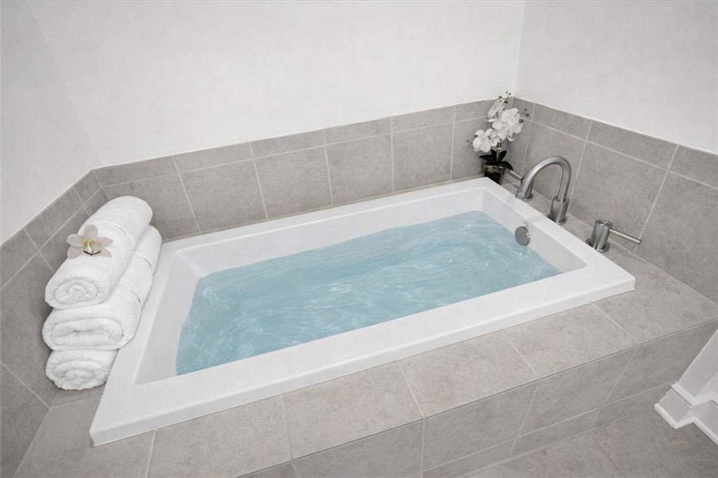 222 12th Street Northeast, Unit 1508 Atlanta, GA 30309 - Photo 18 of 38