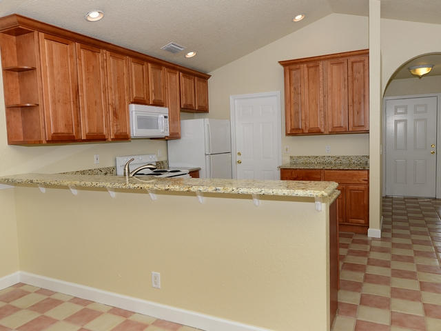 6487 Mullin Street Jupiter, FL 33458 - Photo 5 of 15 Kitchen