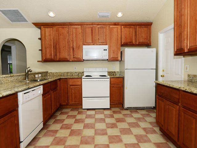 6487 Mullin Street Jupiter, FL 33458 - Photo 7 of 15 Kitchen