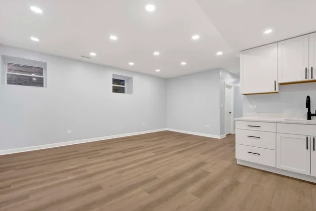 $2,800 | 2329 North Geneva Terrace, Unit G, Chicago, IL 60614