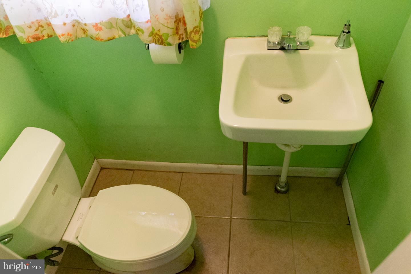 417 Cowpath Road Hatfield, PA 19440 - Photo 22 of 28 Powder Room in Basement