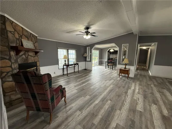 $175,000 | 16007 Oval Avenue, Altamont, MO 64620