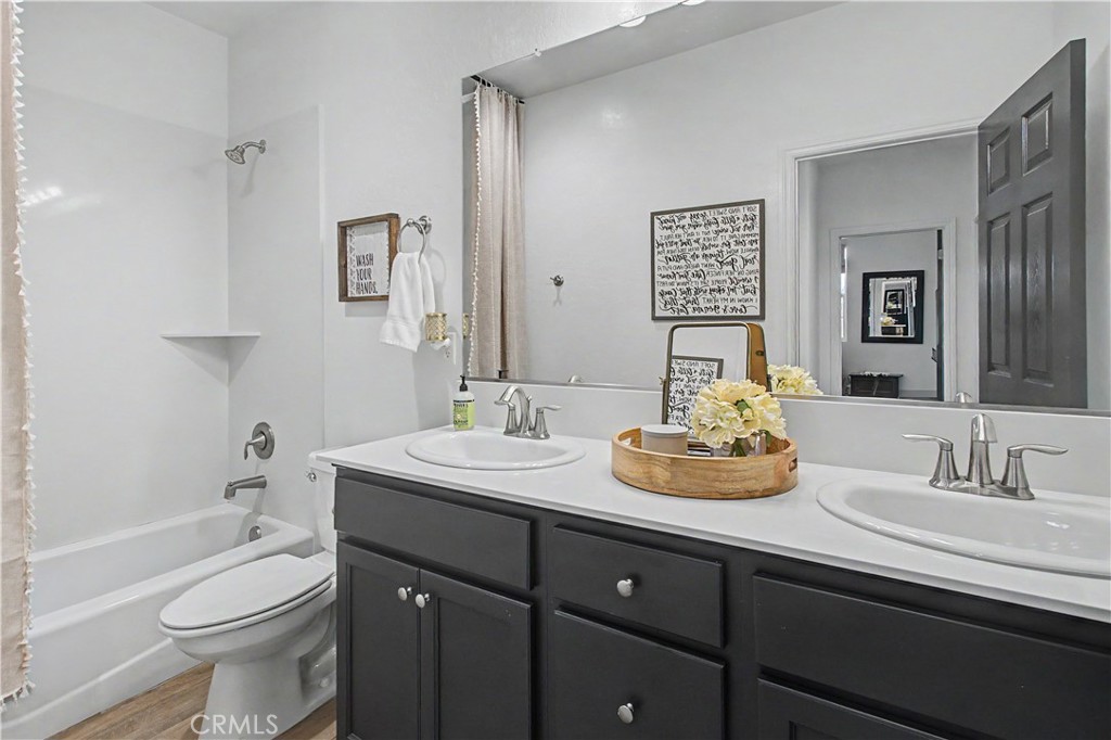 13195 Ridgewood Way Chowchilla, CA 93610 - Photo 26 of 40