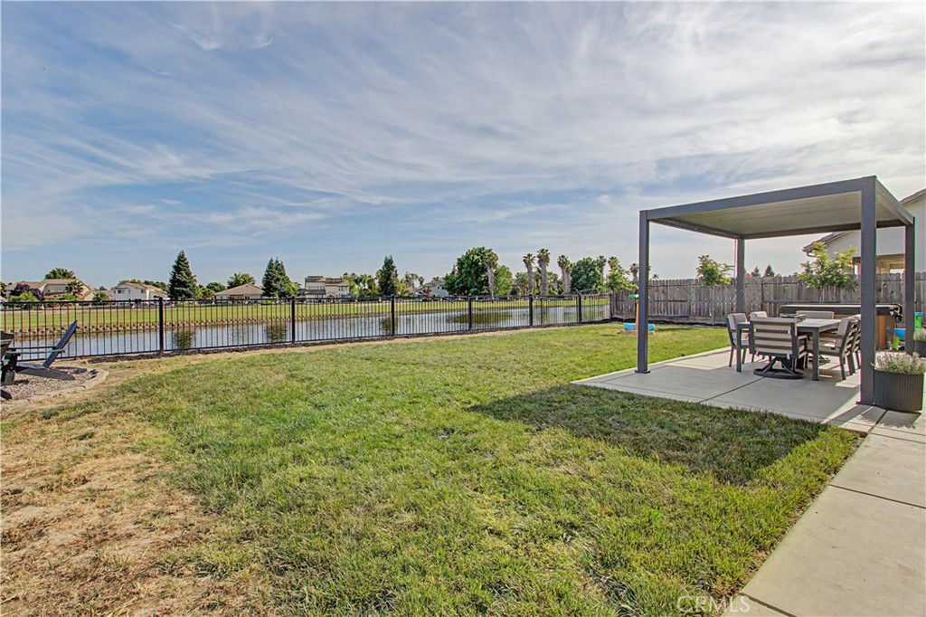 13195 Ridgewood Way Chowchilla, CA 93610 - Photo 34 of 40