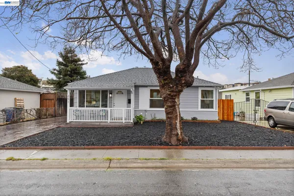 $1,399,000 | 251 Aviador Avenue, Millbrae, CA 94030