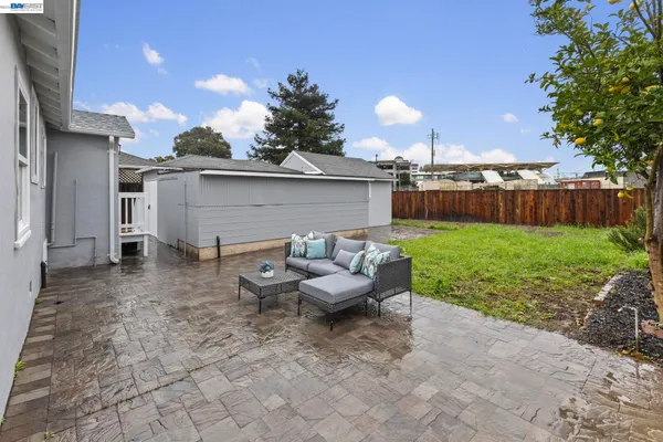 $1,399,000 | 251 Aviador Avenue, Millbrae, CA 94030