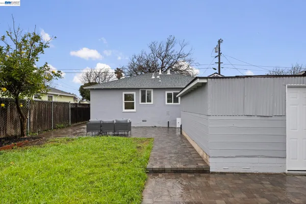 $1,399,000 | 251 Aviador Avenue, Millbrae, CA 94030