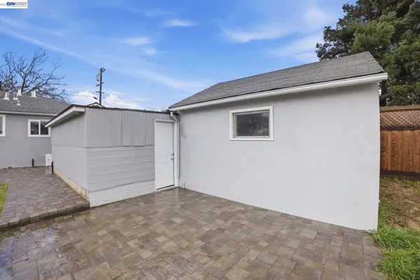 $1,399,000 | 251 Aviador Avenue, Millbrae, CA 94030