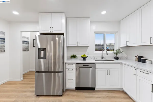 $1,399,000 | 251 Aviador Avenue, Millbrae, CA 94030