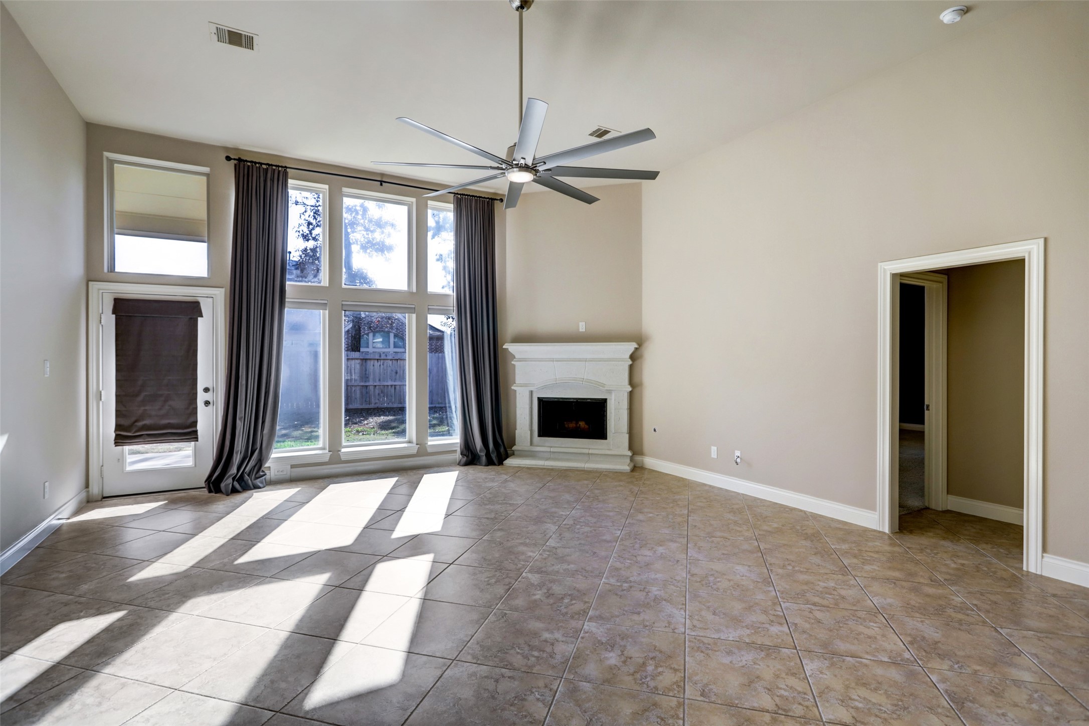 13506 Breakwater Path Loop Houston, TX 77044 - Photo 10 of 42 Living Room - with plenty of space and views of the backyard.