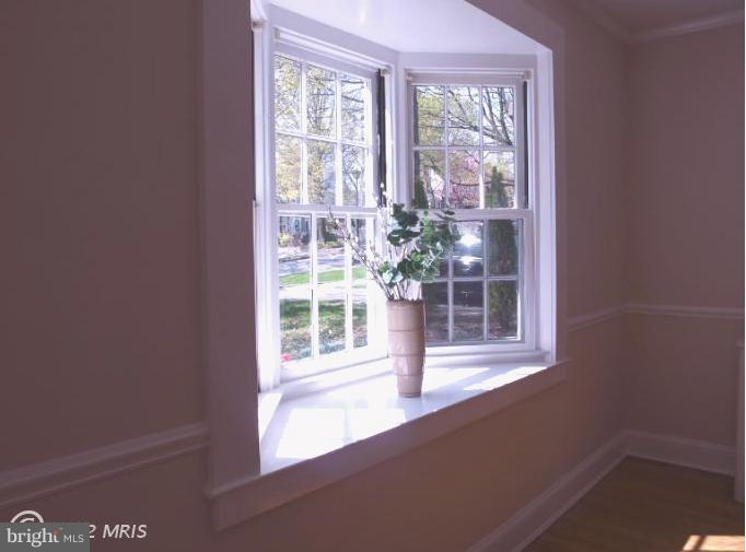 520 Wilton Road Towson, MD 21286 - Photo 9 of 13 a view of a room that has a window