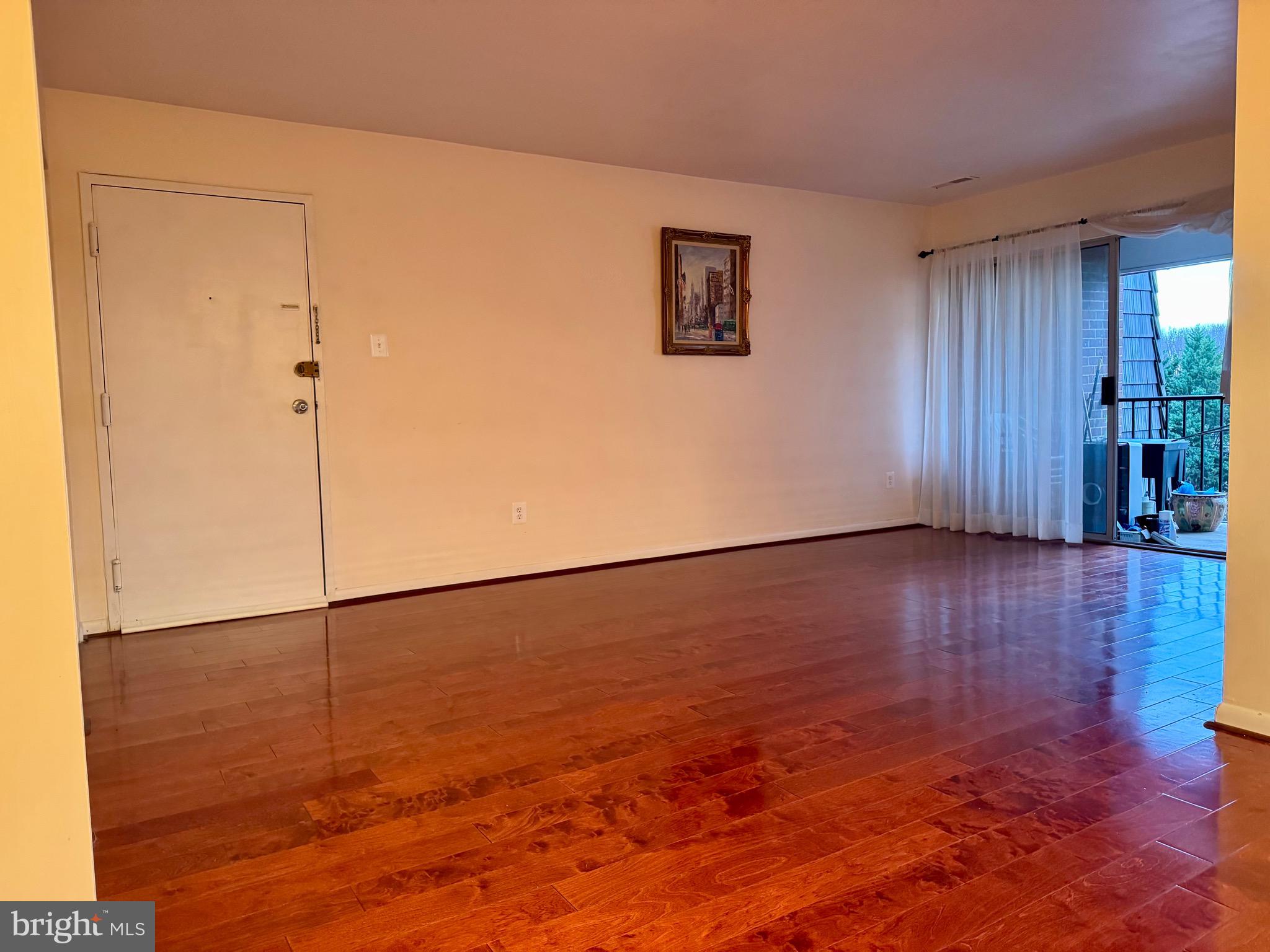 8300 Tobin Road, Unit 31 Annandale, VA 22003 - Photo 4 of 16 Gallery Image 4