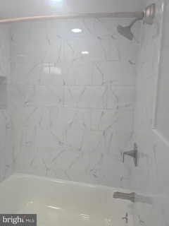 $1,850 | 5925 Ridge Avenue, Unit 5, Philadelphia, PA 19128