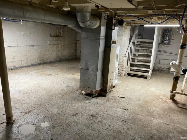 $95,900 | 3309 Central Drive, Fort Wayne, IN 46806