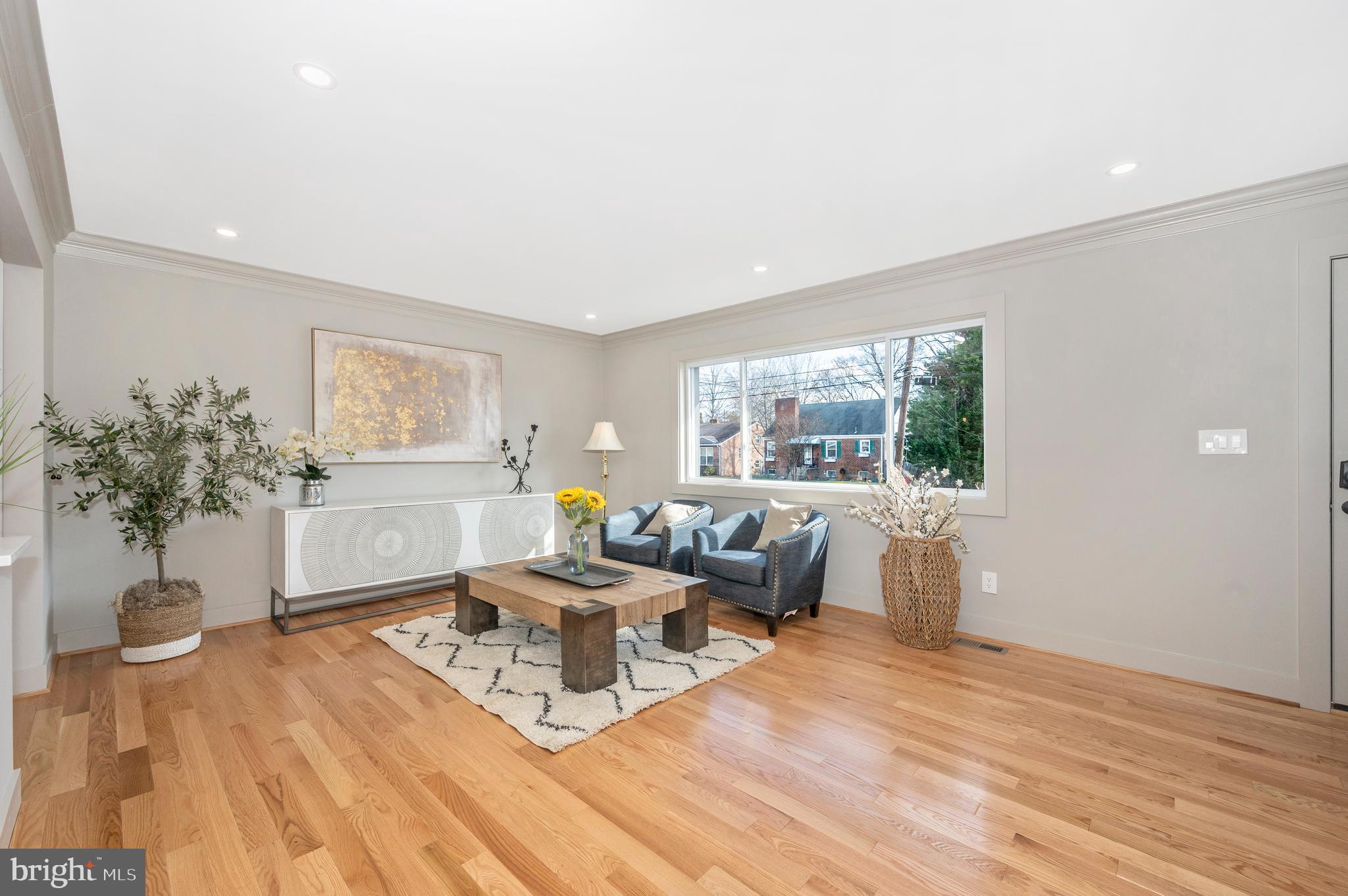 10104 Renfrew Road Silver Spring, MD 20901 - Photo 5 of 44