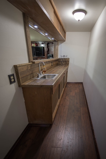 904 South Edgerton Road Spokane, WA 99212 - Photo 9 of 20