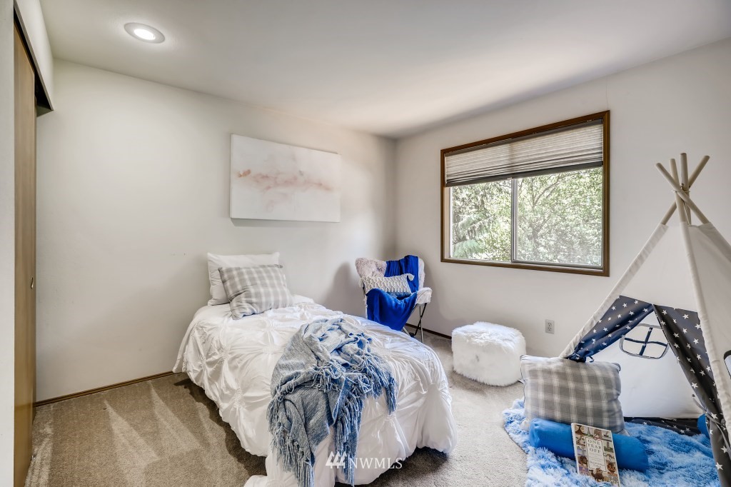 18831 132nd Place Southeast Renton, WA 98058 - Photo 14 of 22 Gallery Image 14