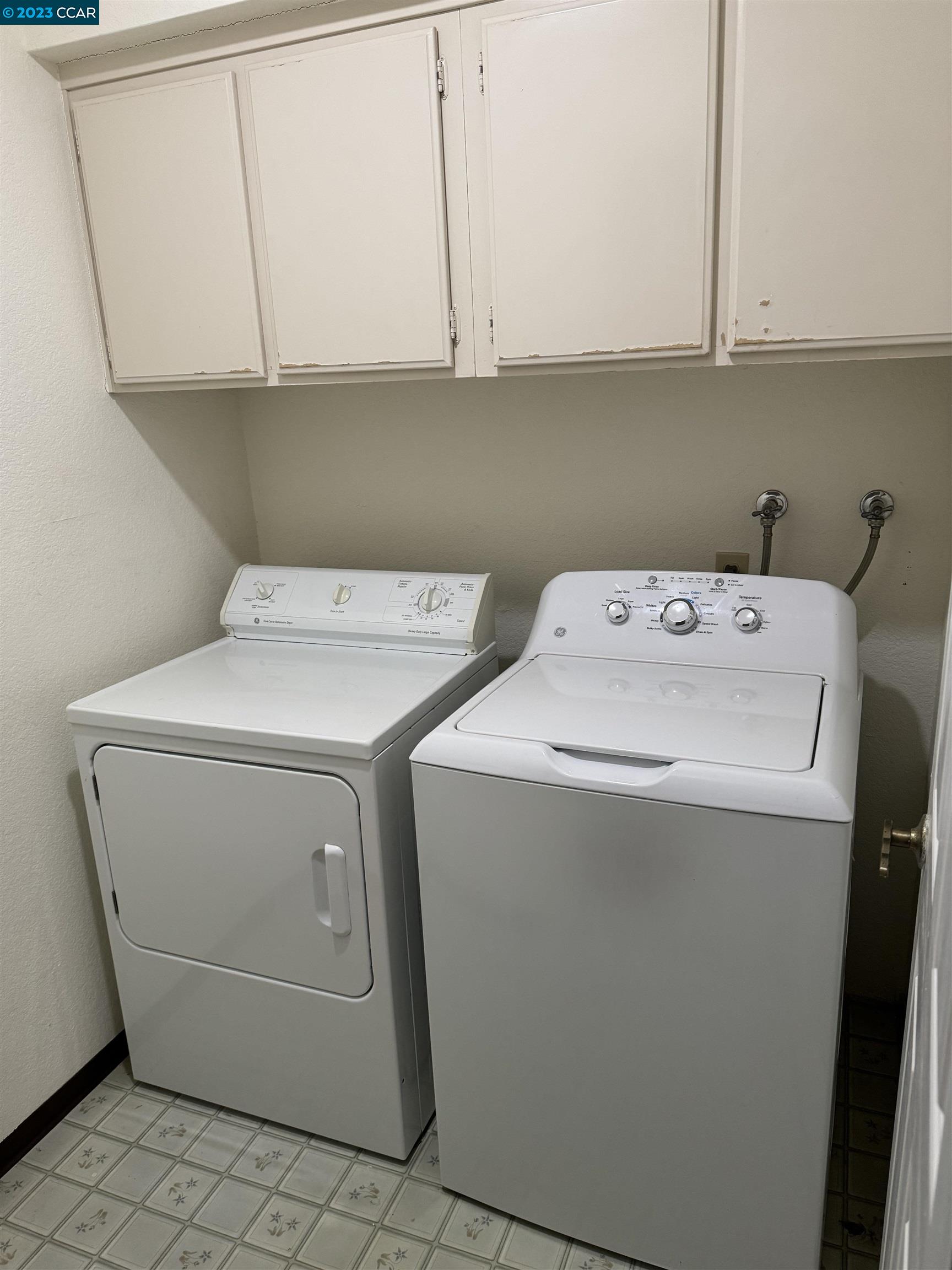 3089 Deer Meadow Drive Danville, CA 94506 - Photo 10 of 16 a utility room with dryer and washer