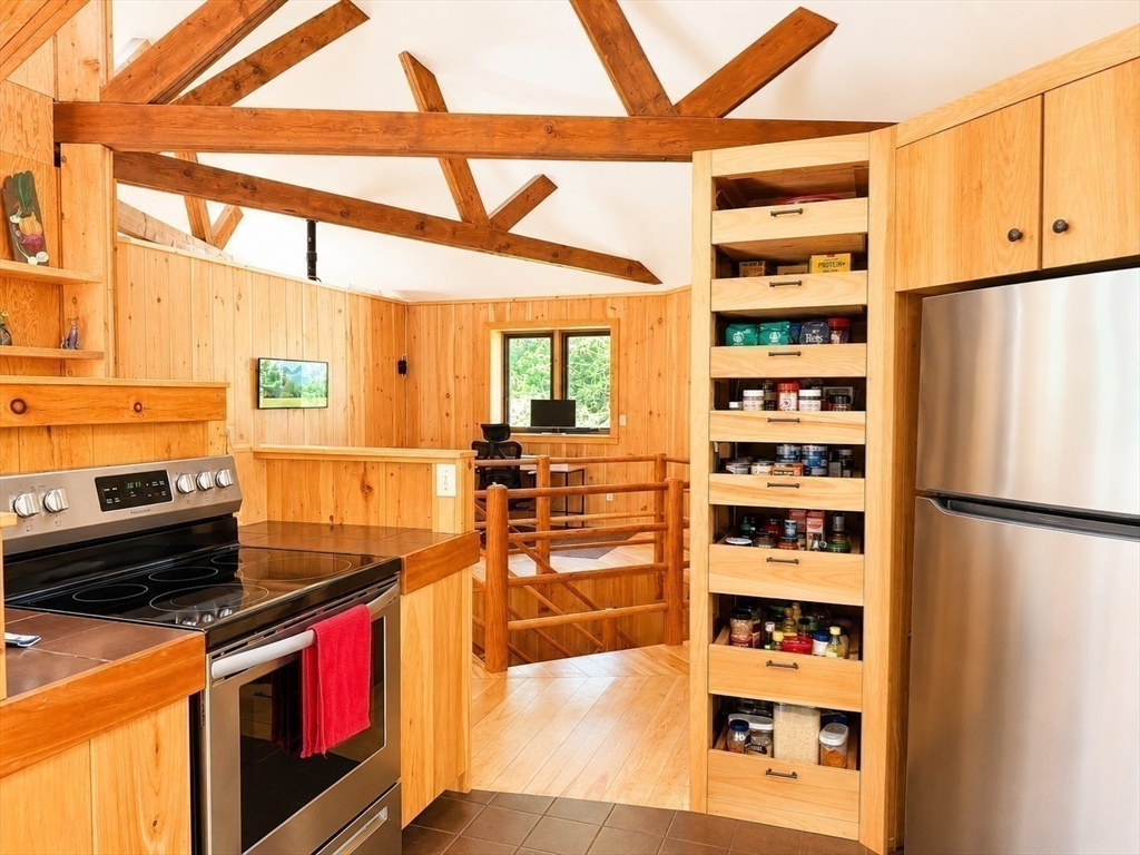 90 Patterson Road Worthington, MA 01098 - Photo 9 of 41