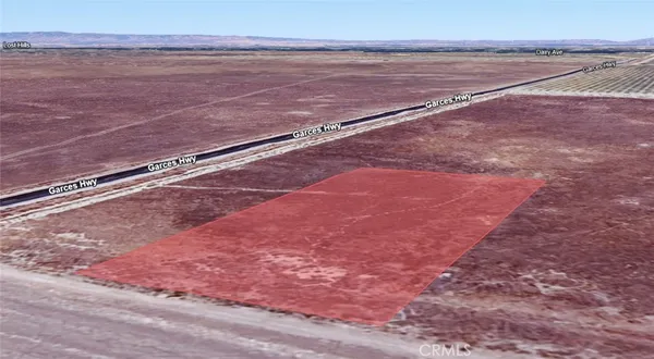 a view of a tennis court