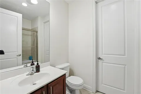 $389,500 | 1101 Walnut Street, Unit 907, Kansas City, MO 64106